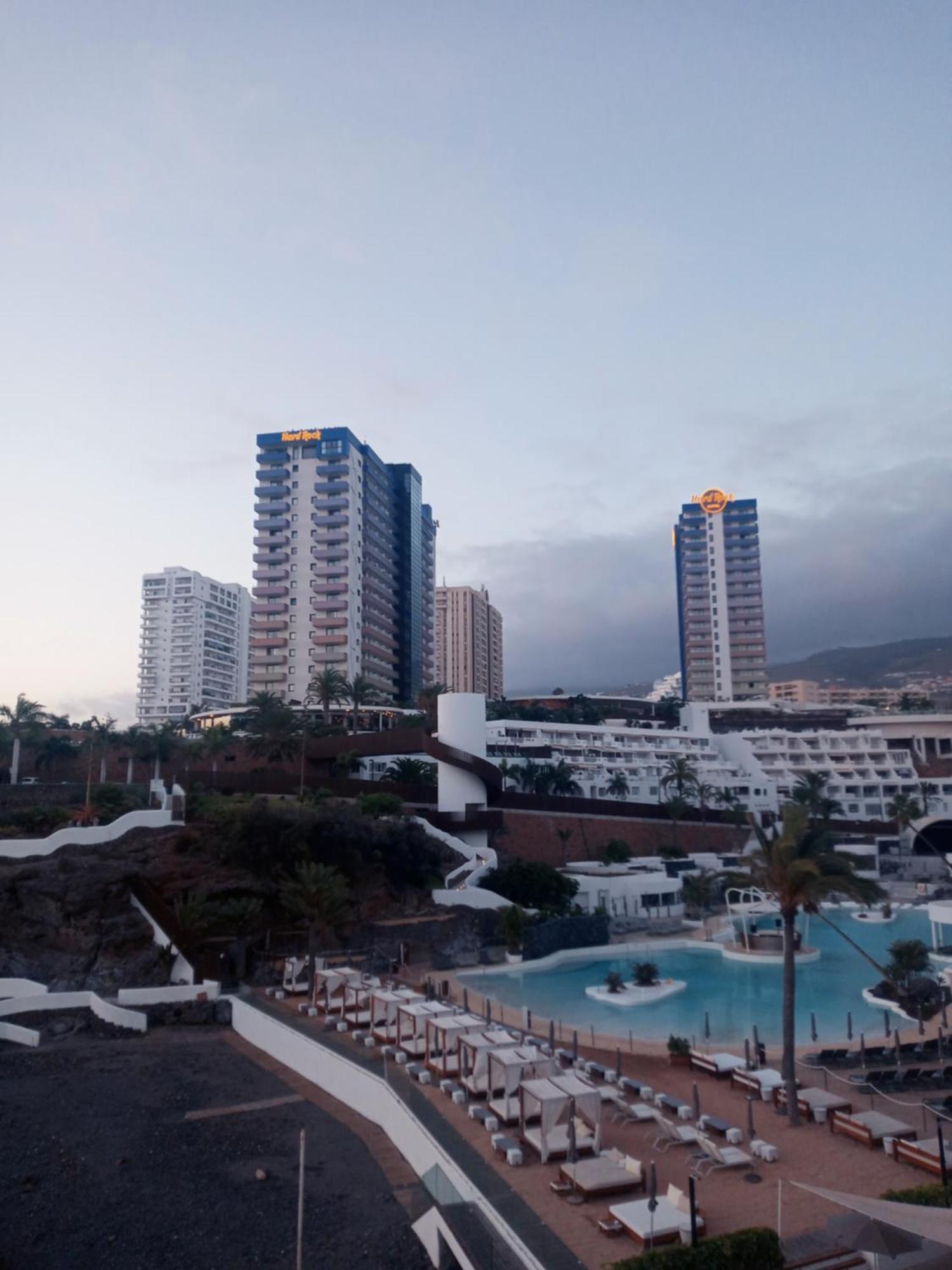 Apartamento Vistas Paraiso - Club Paraiso 阿德耶 外观 照片